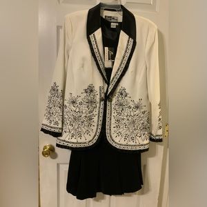 NWT Women’s 3pcs Skirt Suit